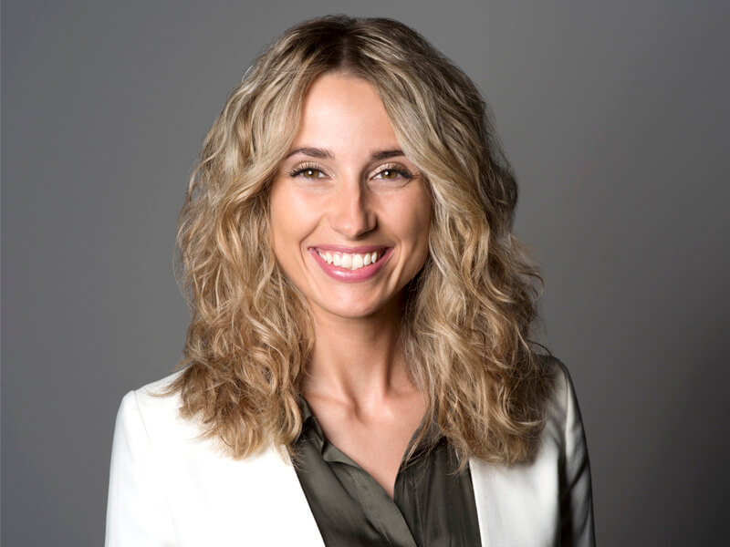 Lighting fixtures manufacturer customer