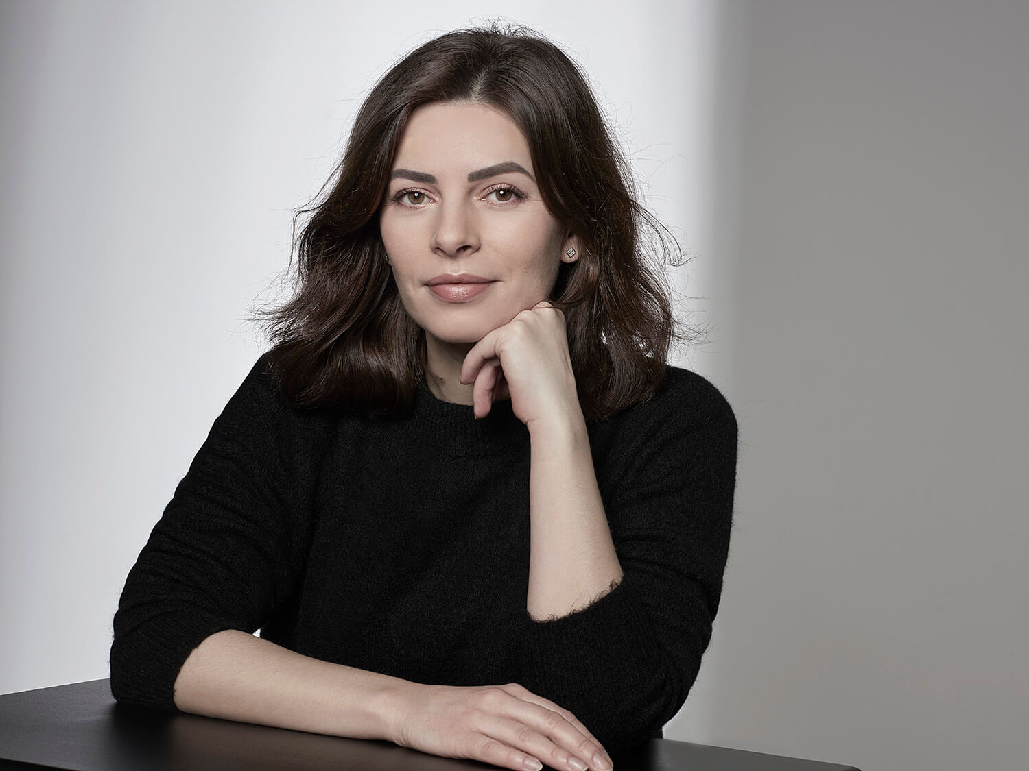 Lighting fixtures manufacturer customer