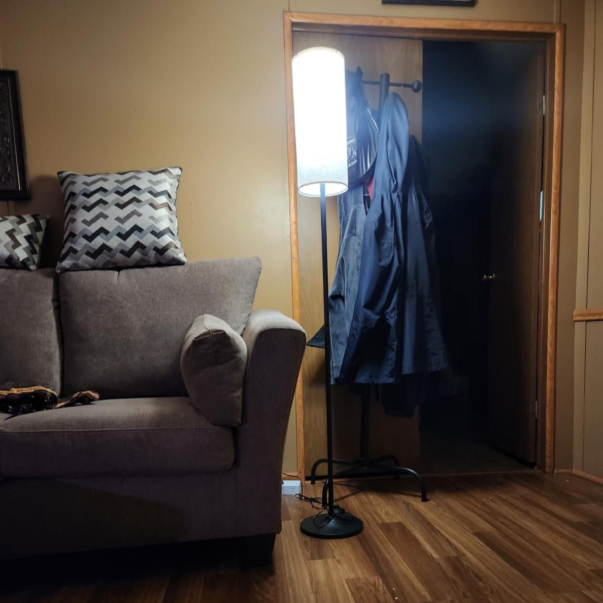 Yuncheng floor lamp dealer