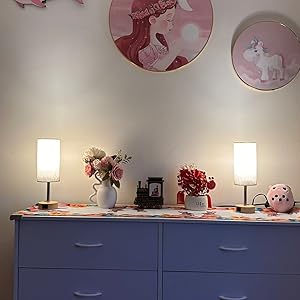 Yuncheng table lamp trading company